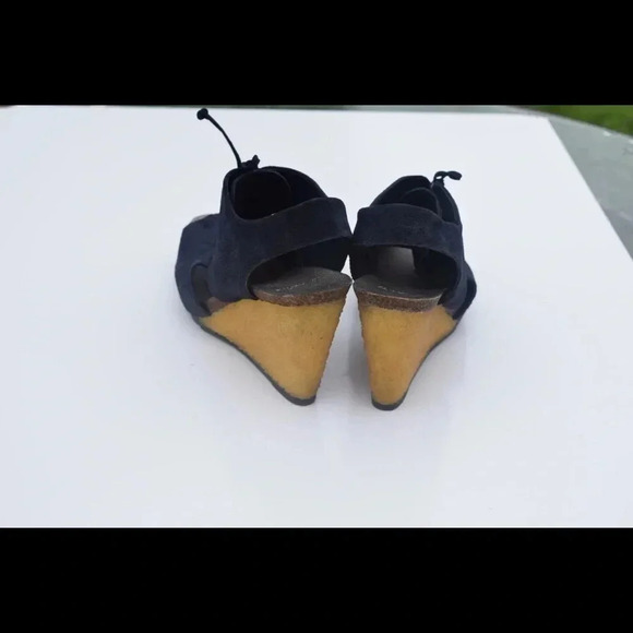 Clarks suede wedges - Picture 5 of 7